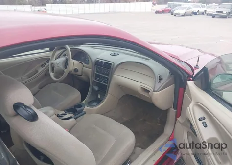 2000 Ford Mustang из США, поврежденный, VIN 1FAFP4048YF305065